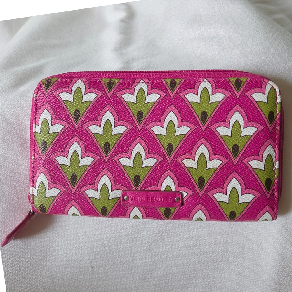 Vera Bradley Zip Around Wallet Womens Pink Good Geometric Faux Leather